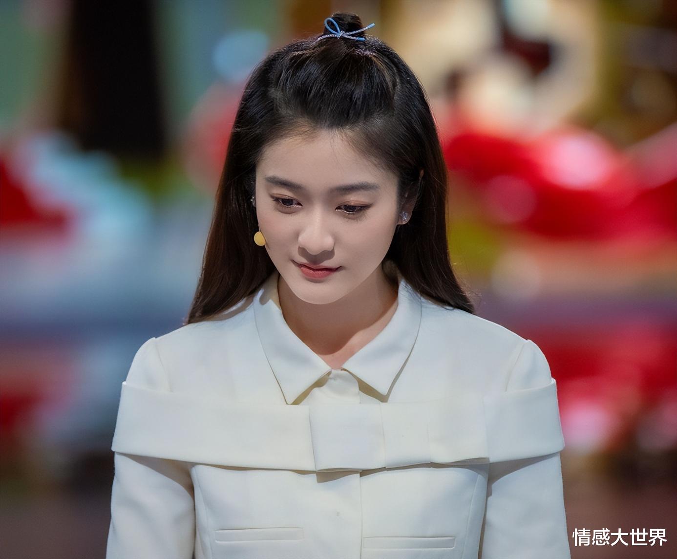 张雪迎|杨紫持续翻车，胡辣汤事件反转被扒都是杨紫主动，张雪迎获怜爱