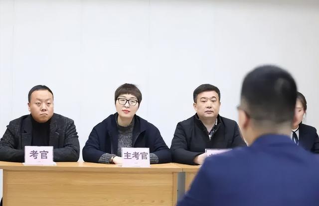 大学生|母亲痛斥让考生无奈惆怅：“没啥大本事就别考公务员”，究竟为何