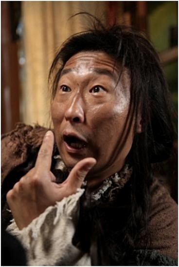 林永健|林永健：穷小子娶最美军花，走红16年零绯闻，靠3招战胜婚姻危机