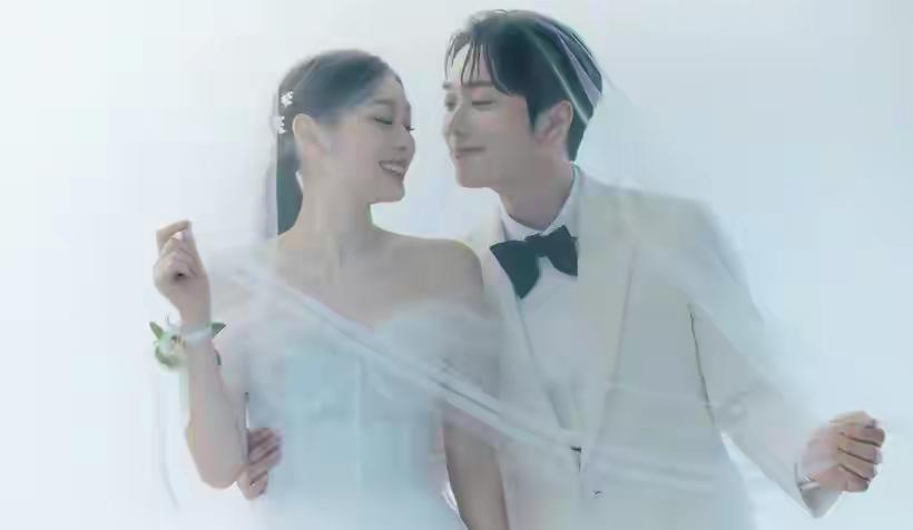 花滑|花滑运动员和歌手高佑琳结婚，婚纱照太唯美，祝福不断！
