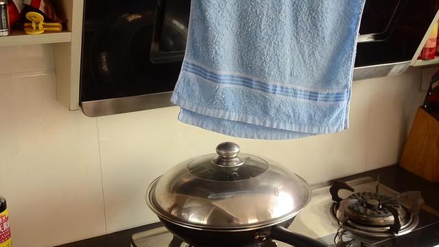 奉劝大家:不管多有钱,毛巾不要挂在这3个位置,早知道早受益