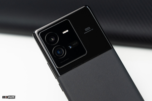 5G|骁龙8+加持,更成熟的iQOO 10 Pro亮点真多