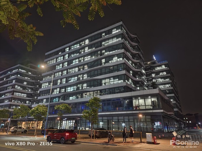 一加科技|盘点那些价格划算、且性能不错的热门手机