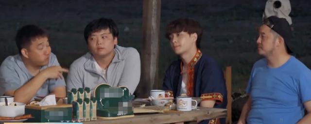 黄磊|《向往》又来三个新嘉宾,和黄磊关系好,但屈楚萧的过往有争议