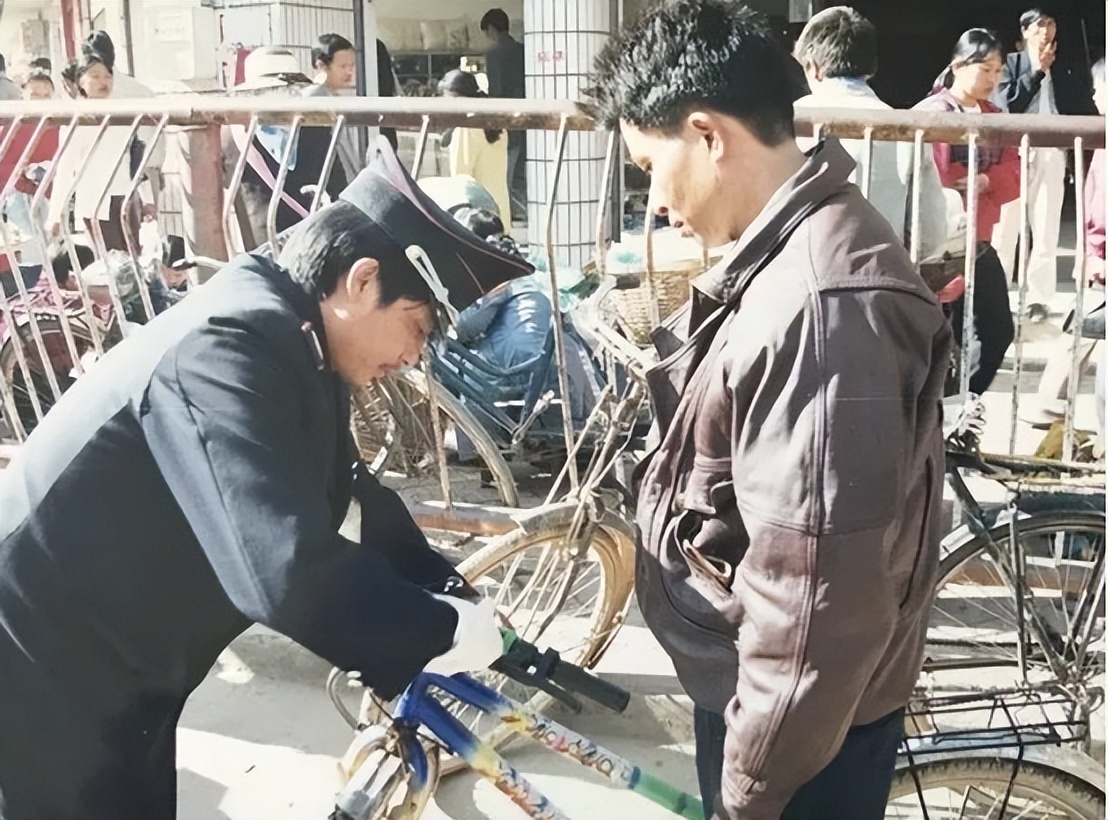 赵本山|延迟退休政策即将实施，中年人吐槽：连赵本山都知道换着羊薅