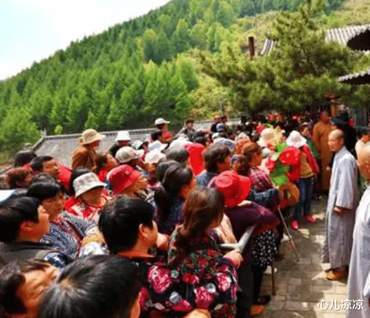 北京市|五台山上尼姑数量大增,导游为何要劝告游客,尽量远离她们