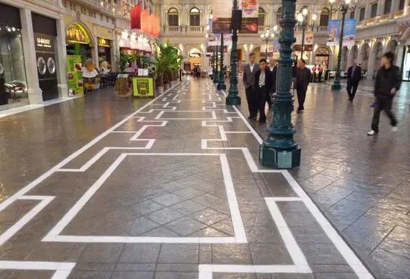 庭院别再铺地砖、水泥了!现在铺这种才好看,房子还升值,贼省钱