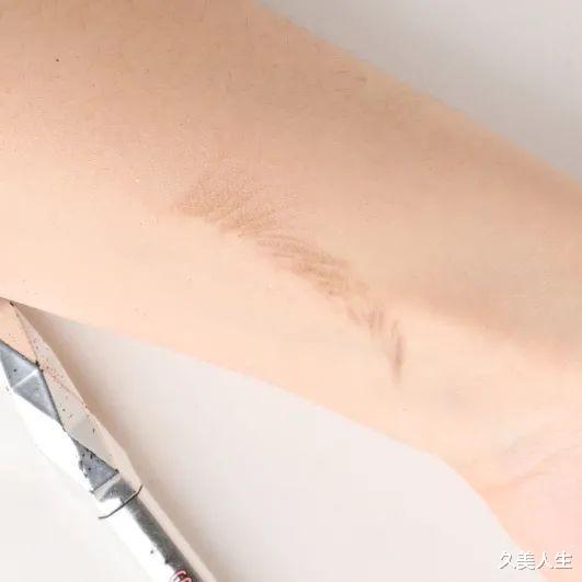 腮红 5分钟速成妆容教程