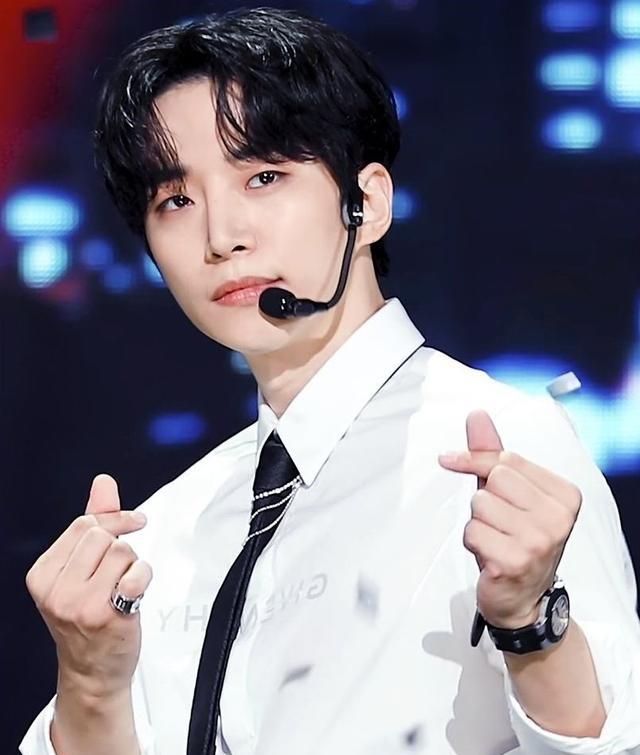 李俊昊|李俊昊粉丝见面会将举行！人气太高门票全秒，与粉丝庆生意义非凡