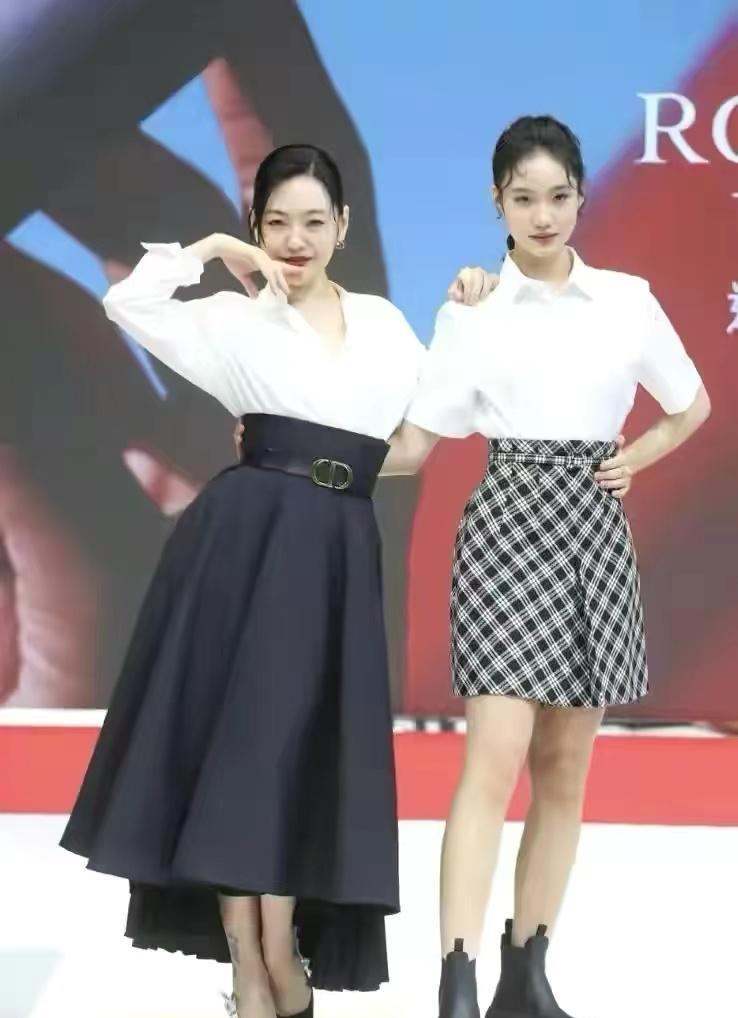 小S|小S不惧风波为女儿庆生！母女四人相拥哭泣博同情，素颜都太普通