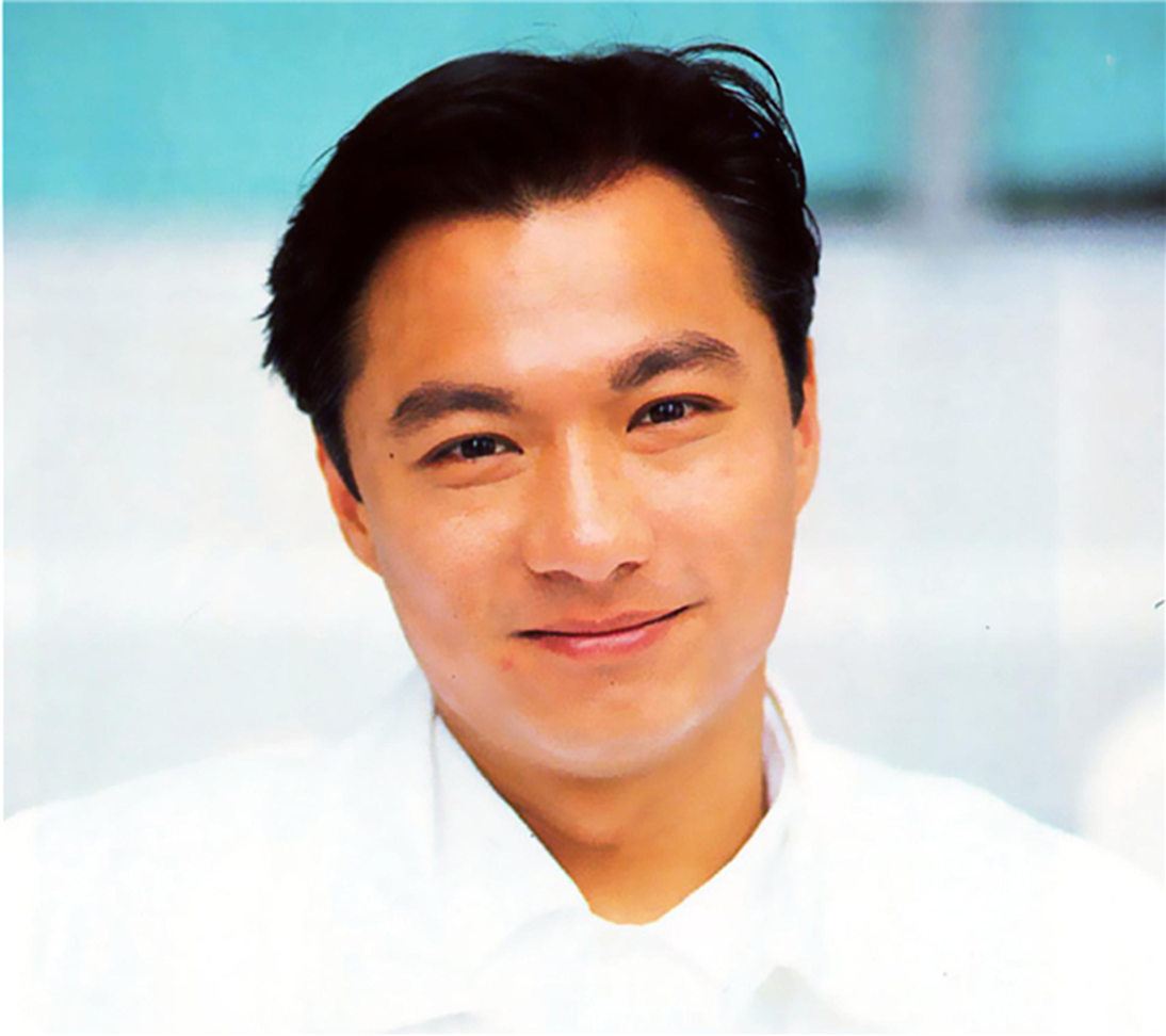 林俊贤|老牌港星林俊贤与前妻互撕，都指责对方家暴，那么是谁在说谎？