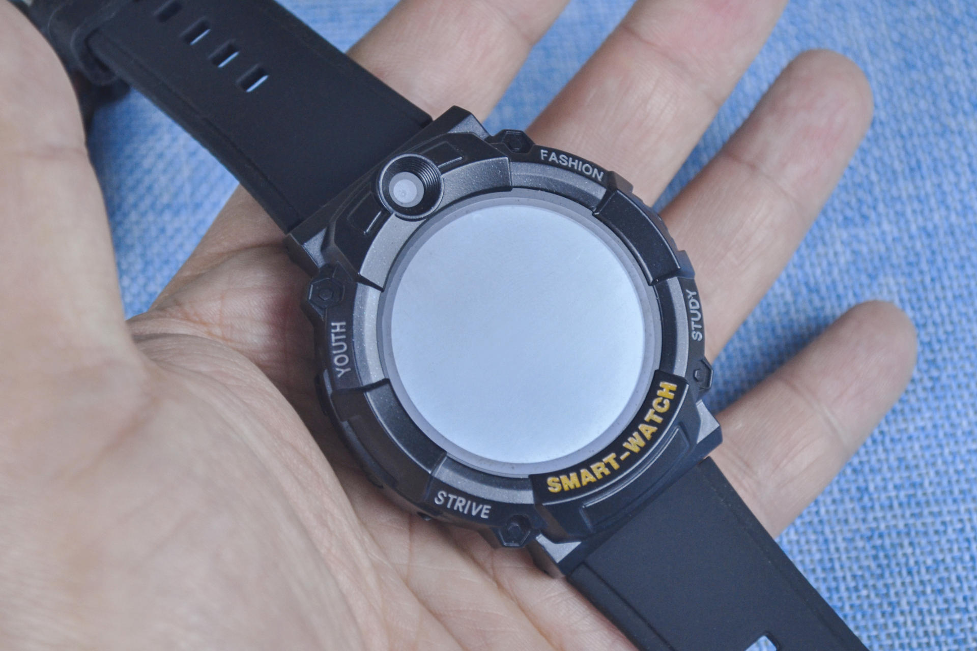 智能手表|儿子的第一件穿戴设备 DIDO学生智能手表Y03