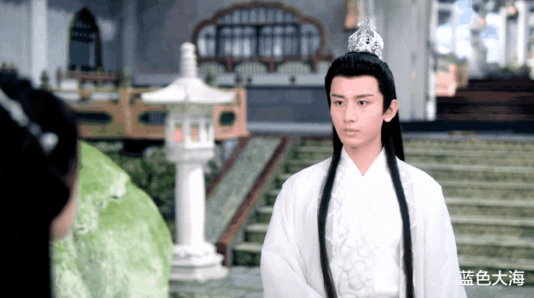 滤镜|十级磨皮滤镜,粉丝闭眼吹嘘纯欲!这样诈骗观众,看完都笑出声了