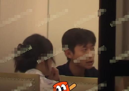 张一山|张一山曝新恋情？女方身材颜值不输前任，违反交规时也是此女同行