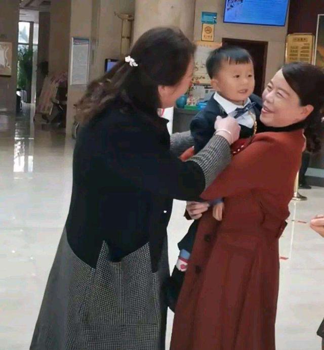 姚策|许妈不知姚策去向，手环其实早就找到，美好一天另有故事！