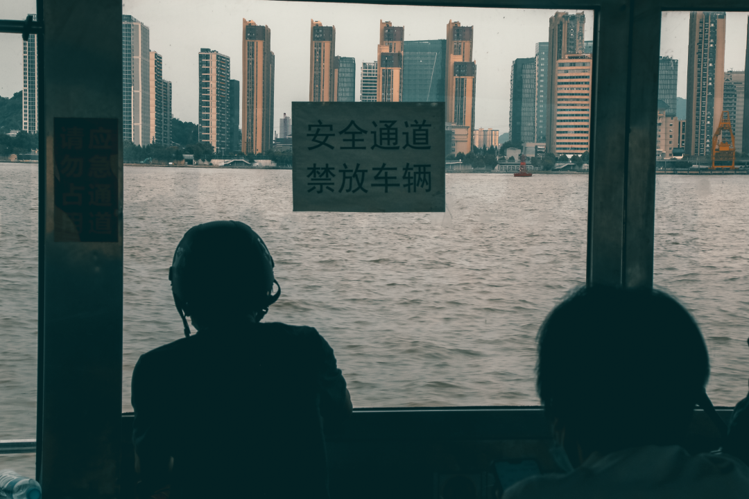 毕业旅行|如果我有两张船票，你愿不愿意同我走。