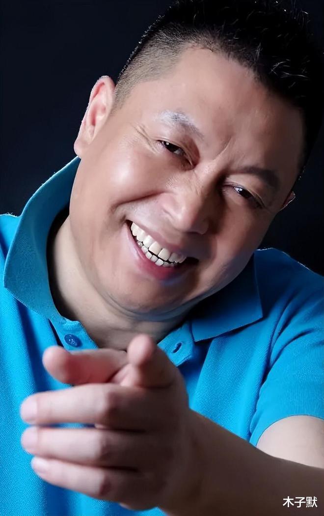 祁隆|祁隆直播间宣传新歌老伴，4组家庭2个单身，少年夫妻难得老来伴