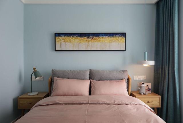 海蓝色的浪漫二人世界,不仅能满足业主的少女心,也能满足实用性