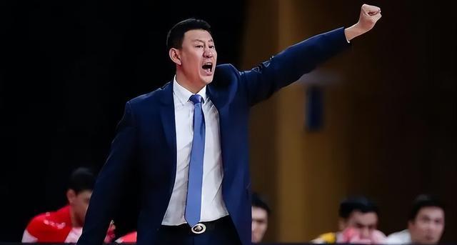 李楠|正式签约！李楠拿到新合同，引进CBA超级外援，冲击季后赛