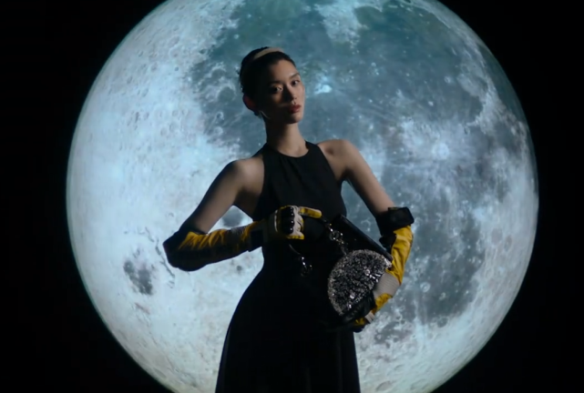 暮色心约|baby被曝高奢代言到期，品牌连续2个月没发她