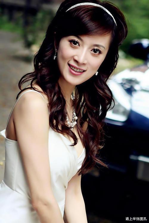 田曦薇|金巧巧直播卖面膜，总裁夫人的身份招惹非议，网友不买账