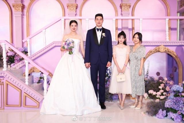李楠担任吴冠希&张常宁的证婚人 胡金秋&阿不都到场祝贺