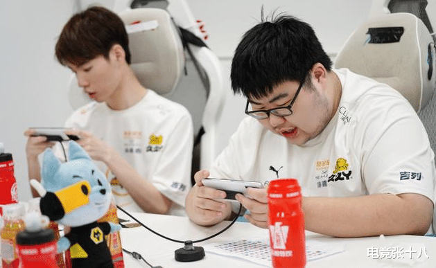 |帆帆阴阳怪气第一人，一句话给小胖整不会了：别带我节奏好吗？