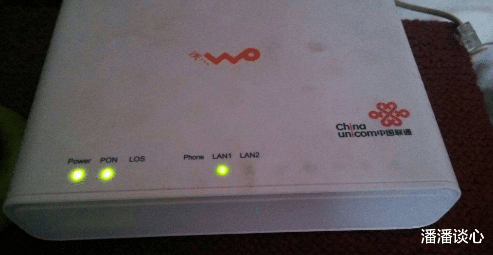 路由器|运营商光猫大多自带wifi，为何用户还多花钱买路由器？原因有2个