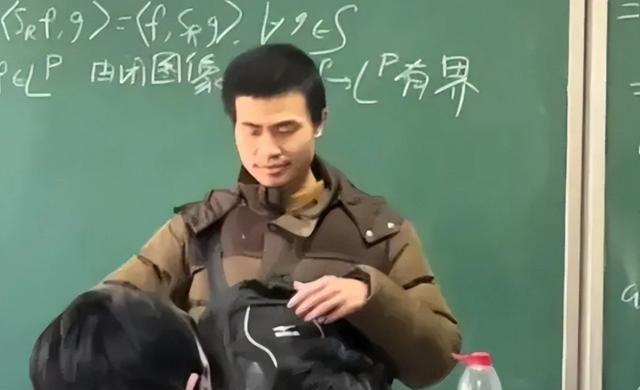 北京市|网友嘲韦东奕在北京没实力买房，才1万2月薪？真实收入打脸网友