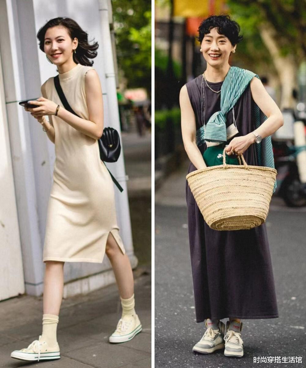 突然发现:会穿的女人都爱“裙子+运动鞋”,时髦、显高还不过时
