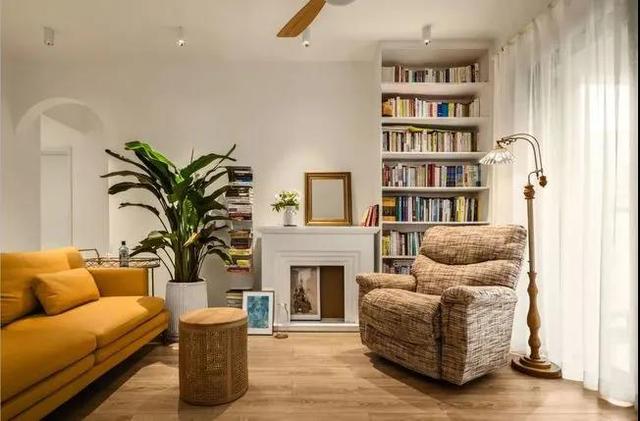 90后夫妻的复古风婚房,全屋不做吊顶,衣帽间里藏浴缸,太美了!