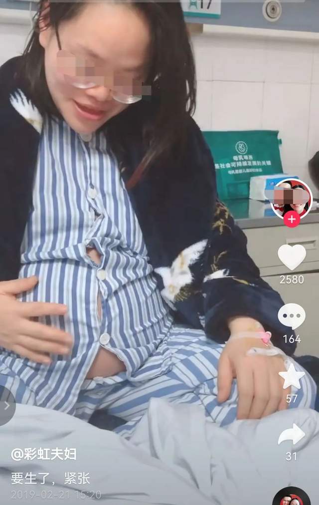 女主播炫富“带货一天赚400万”!网友质疑偷税漏税,官方已介入