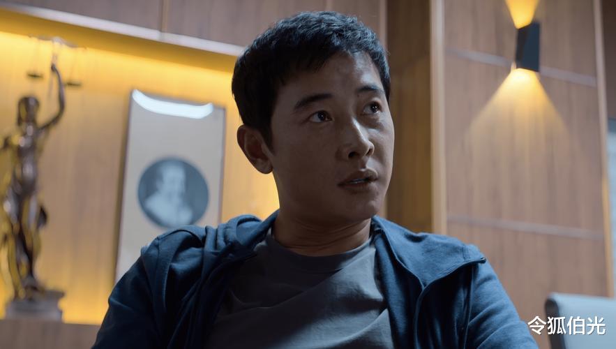 人力资源|《庭外：落水者》：国产职场剧巅峰之作，完结了仍让观众遗憾不已