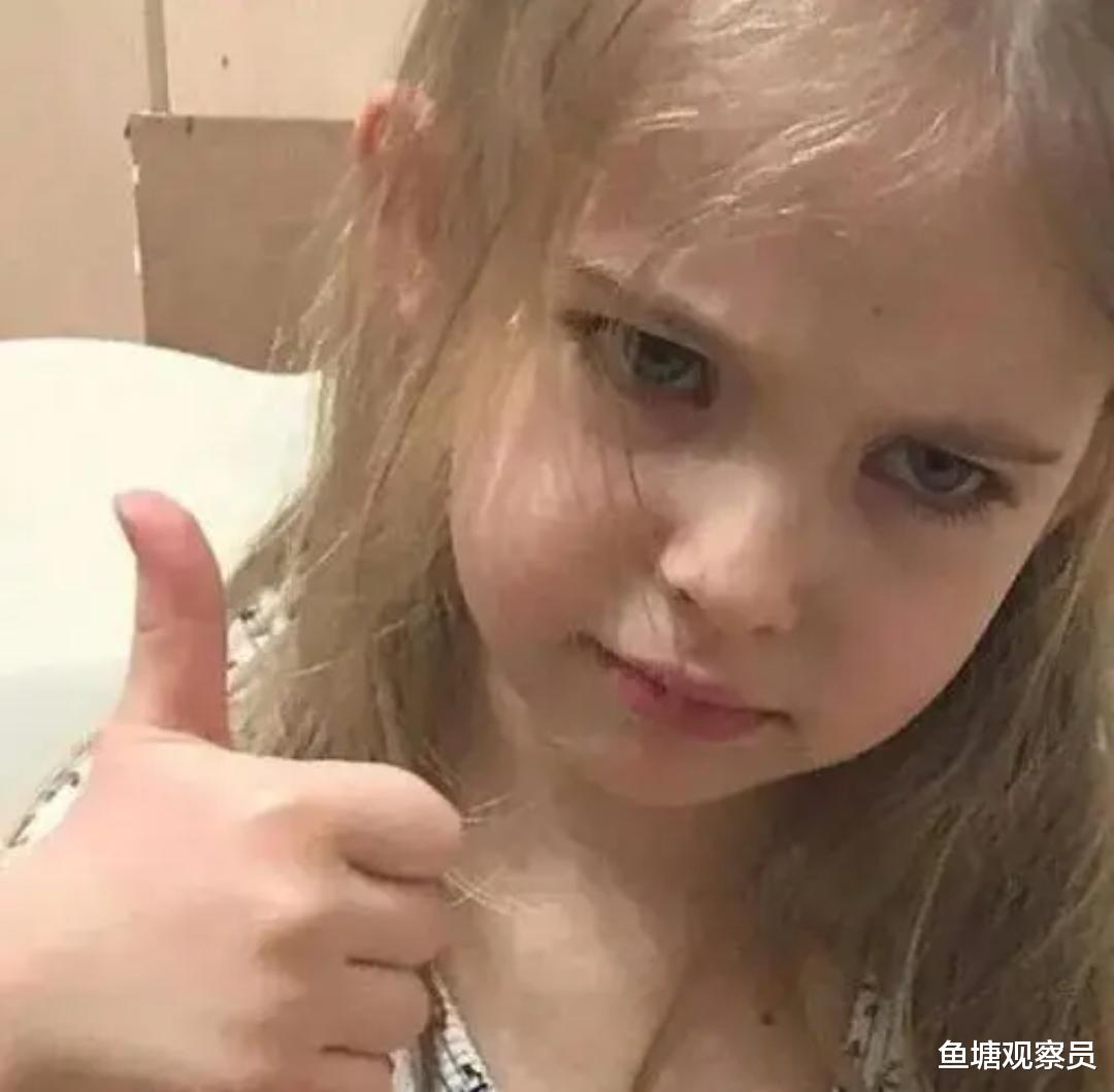 华晨宇|萌探探探案路透引关注，华晨宇造型百变气质拿捏，网友大喊我可以