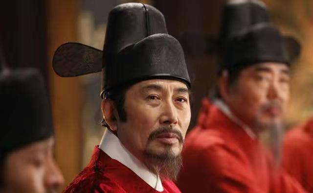 朱棣|茹瑺经过长沙不拜谷王,朱棣下狱治罪,悲愤的他叫来儿子毒死自己