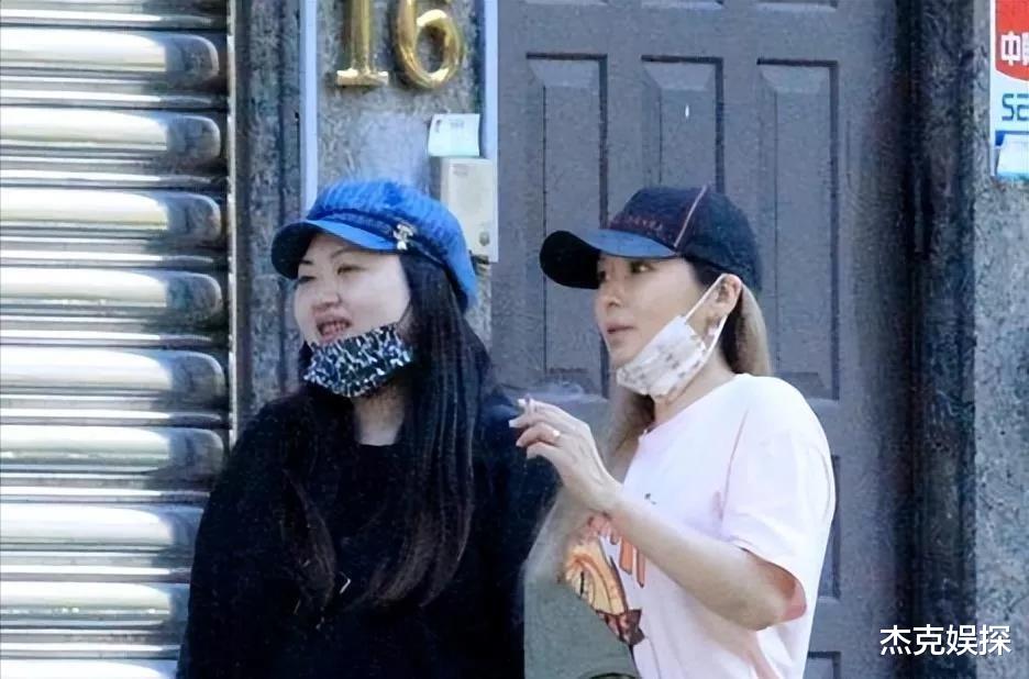 makiyo|小S闺蜜产后一个星期闹离婚,直播控诉老公6大罪状,男方痛哭道歉