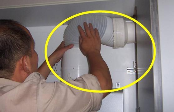 厨房安装油烟机万万加上这东西,不然油烟没办法完全排出