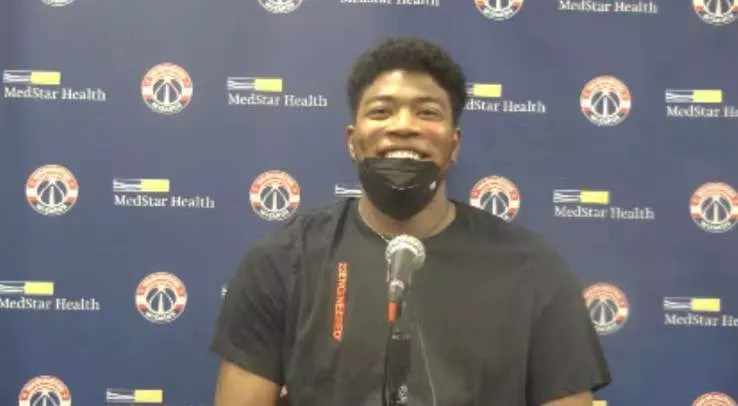 |终于回来！NBA第一神秘球员！两战13分5板！他现在给库兹马打下手