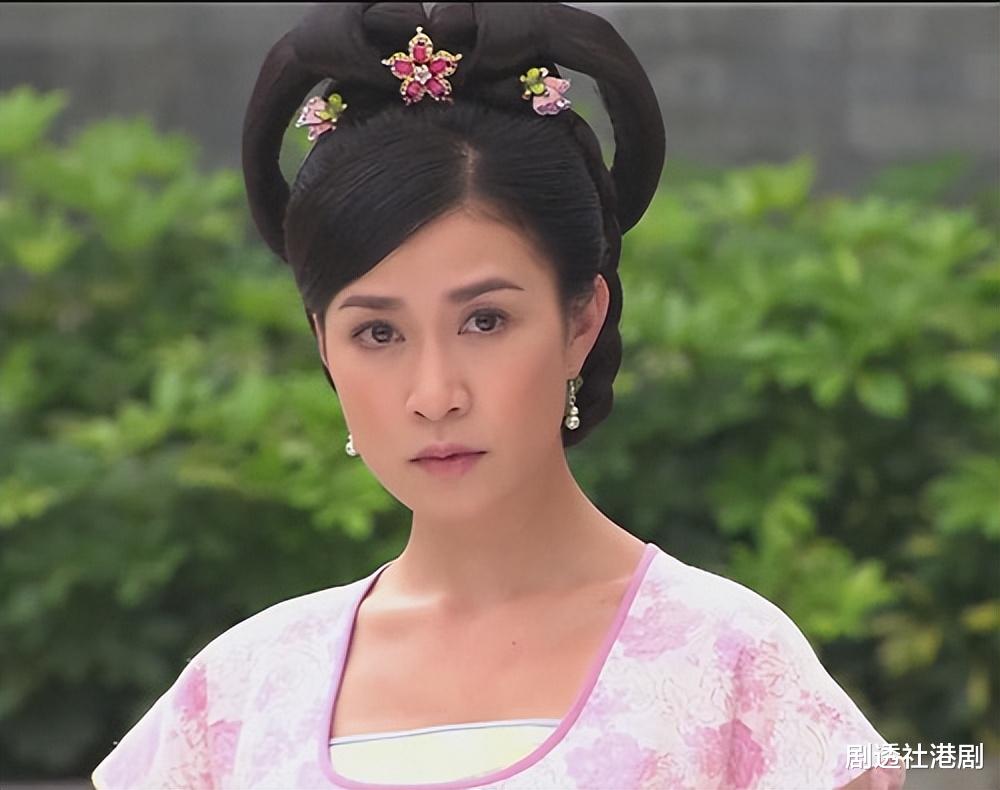 佘诗曼|全力内地发展!香港知名女星晒上海豪宅内景,曝离巢TVB因无新鲜感