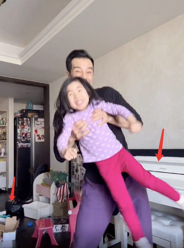 海一天|“许大茂”海一天家中跳舞！抱着女儿用力摇摆，杂物摆一地显拥挤
