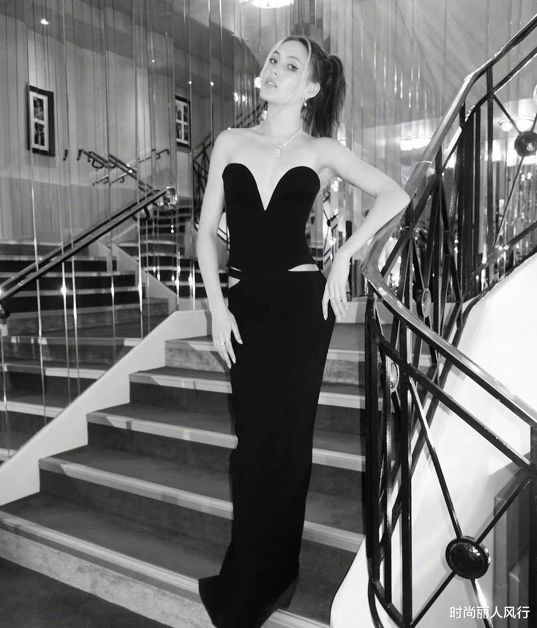 穿衣搭配|谷爱凌久违现身大爆火！穿羽毛装成全场焦点，vogue主编更笑开花