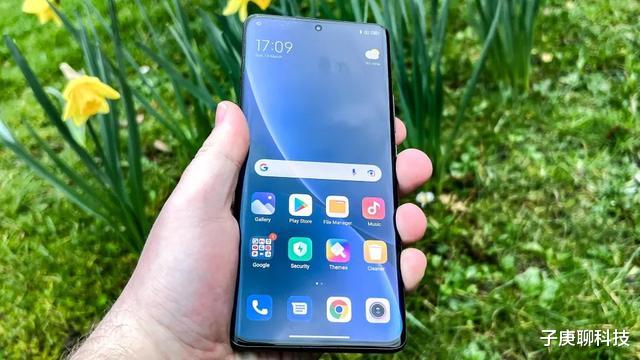 小米科技|小米12 Pro评测:最快充电手机来了,自适应刷新率绝了