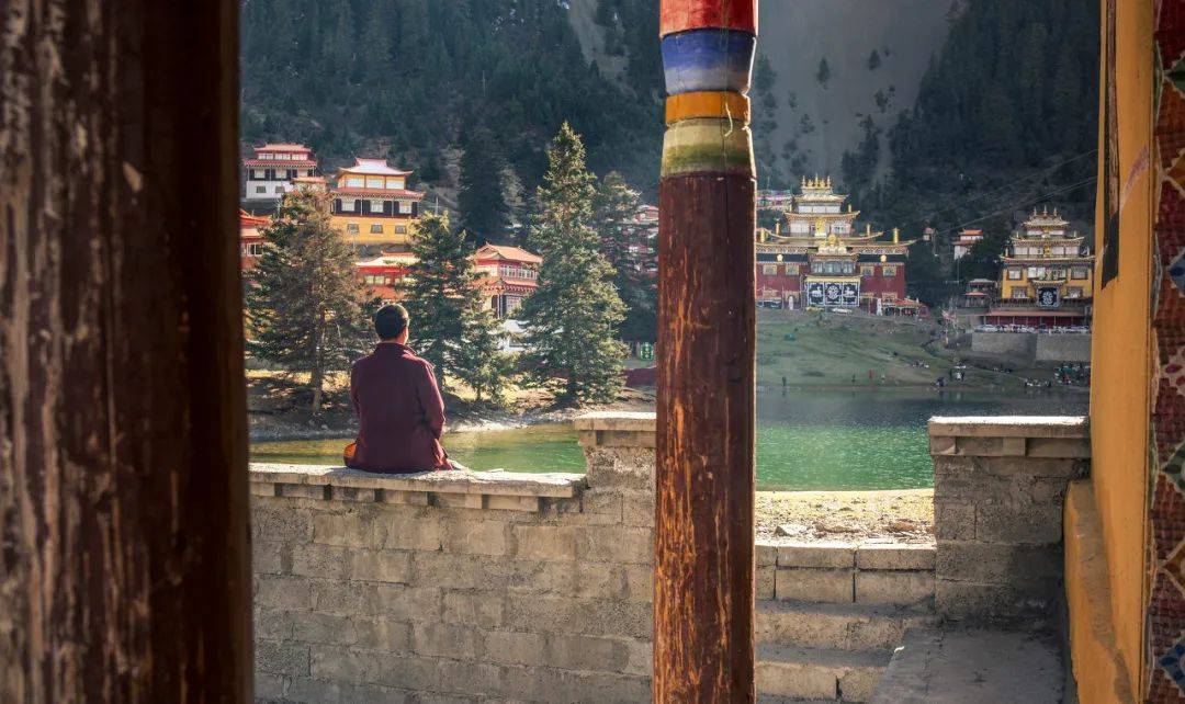 招聘|千年古寺招聘:月薪过万,周末双休,免费饭菜,早九晚五还不加班