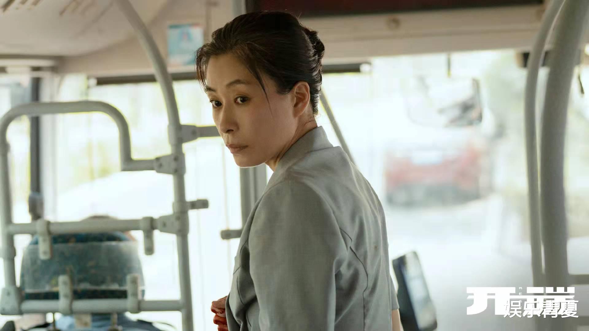 开端|《开端》白敬亭搞笑抢高压锅，赵今麦化身大力士，可把刘丹累够呛