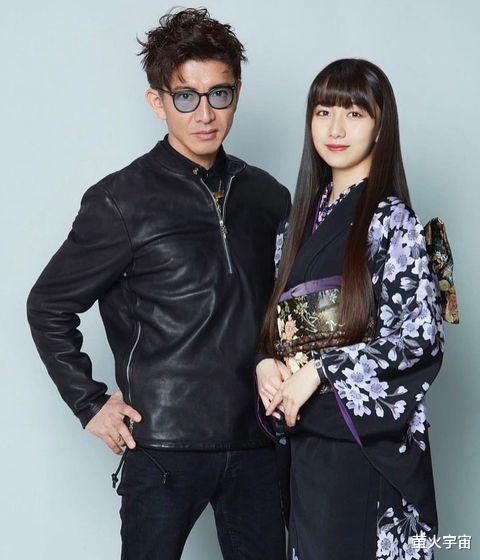 木村拓哉|木村拓哉50岁生日,俩闺女晒出“不老爹”,工藤静香含蓄表达爱意