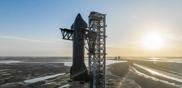 星际飞船最新进展:NASA官员透露将在12月初进行首次轨道飞行测试