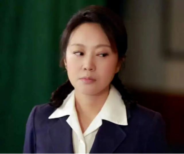 吴刚|?毁演技式动脸,从牛莉到吴刚,再强的演技也败于一张科技脸!