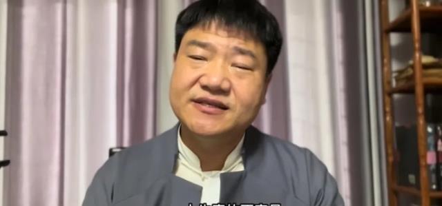 |网红老陈直播间诉苦，直言月收入2万多，比不上18线小网红