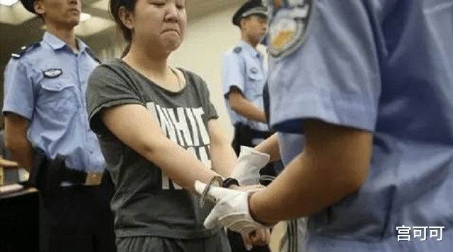 14年江苏母亲在鸡棚将女儿吊死,面对审讯满脸不屑:我什么都没做