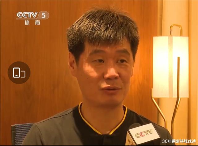 李霄鹏|赢球奖600万+吃海参+换三任主帅，李霄鹏却说：国足需要心理大师
